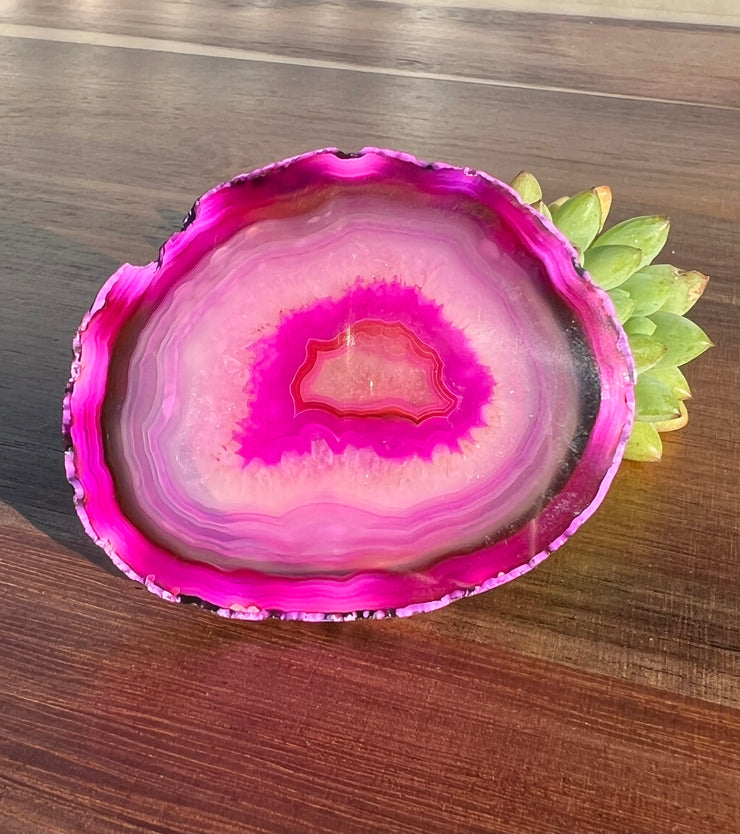 Pink Agate pop socket (popsocket) for use with iphone, androids, ipads, smartphones and other small tecnical devices. Used for easy grip of electronics as well as a beautiful phone accessory. It is an attachment that easily tapes onto the back of the device and pops in and out as needed for use. These agate slices are natural and pure agate stones imported from Brazil of the highest quality with it&