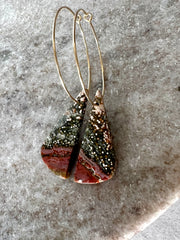 Jasper stone on hoop earrings. Each stone has a unique natural patten and varies in color. These stones are about 2.5cm to 3.5 cm long and are very light, which makes them easy to wear. Every set of earrings are paired with hoops to match, please see main page for specifics.