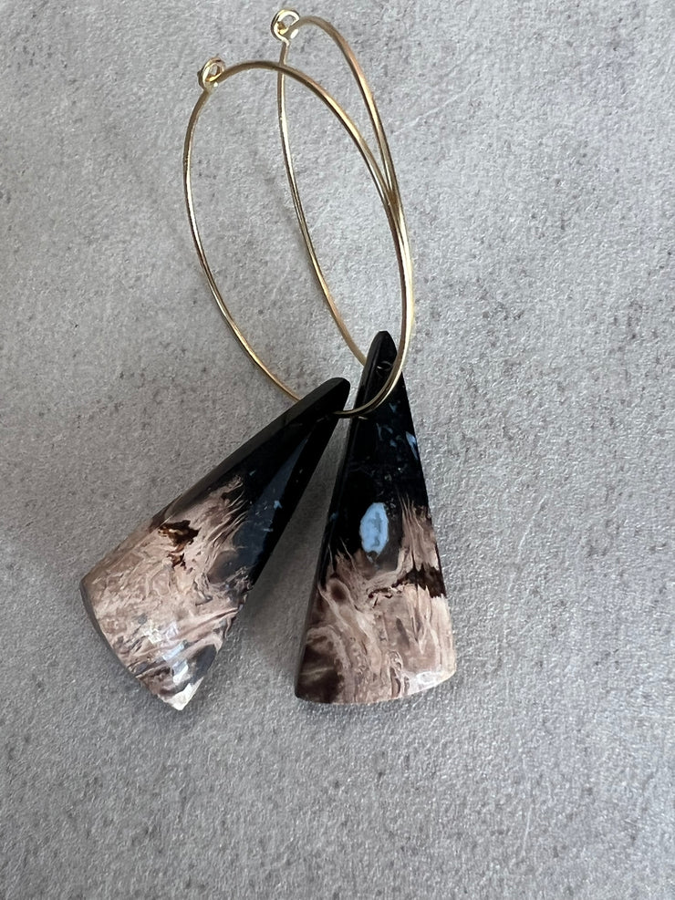 Palm Root stone on hoop earrings. Each stone has a unique natural patten and varies in color. These stones are about 2.5cm to 3.5 cm long and are very light, which makes them easy to wear. Every set of earrings are paired with hoops to match, please see main page for specifics.