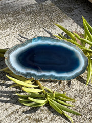 Blue Agate pop socket (popsocket) for use with iphone, androids, ipads, smartphones, and other small tecnical devices. Used for easy grip of electronics as well as a beautiful phone accessory. It is an attachment that easily tapes onto the back of the device and pops in and out as needed for use. These agate slices are natural and pure agate stones imported from Brazil of the highest quality and beautifylly gold dipped on the rim.